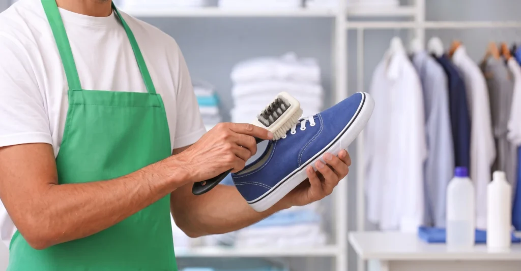 dry clean sepatu
